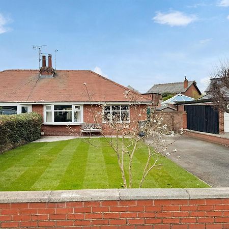 Commonside Cottage Lytham St. Annes Eksteriør bilde